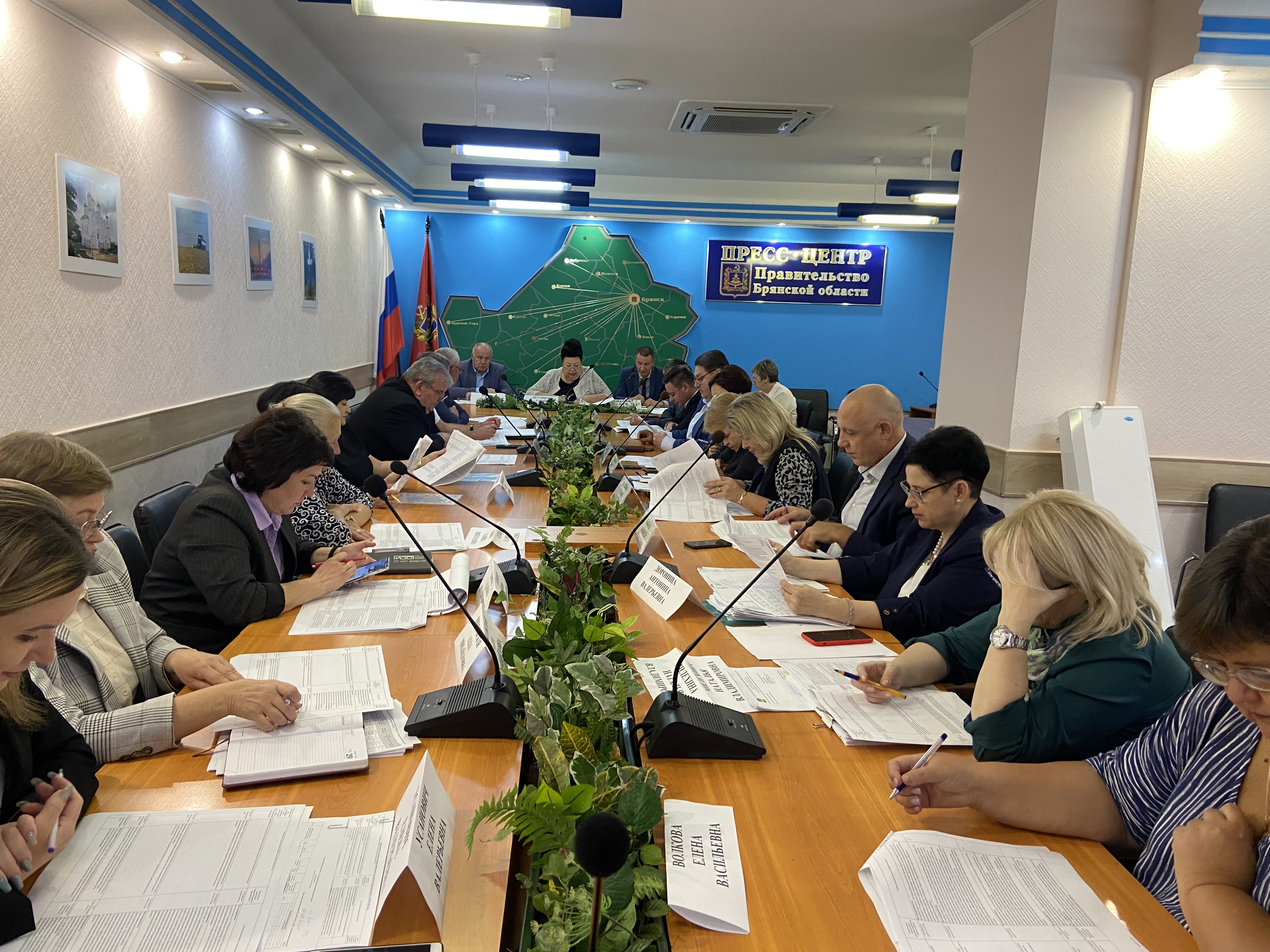 Заседание трехсторонней комиссии по вопросам межбюджетных отношений в Брянской области